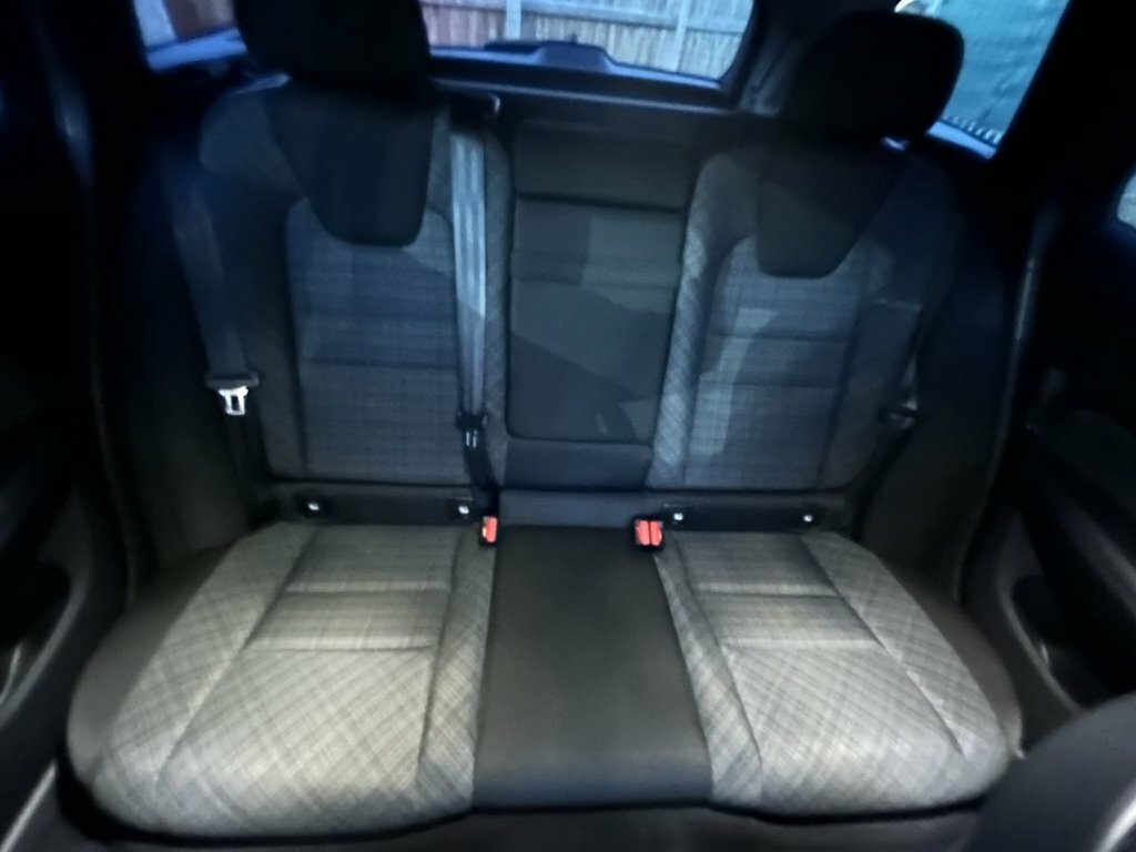 Volvo V60 2L Momentum Black #5