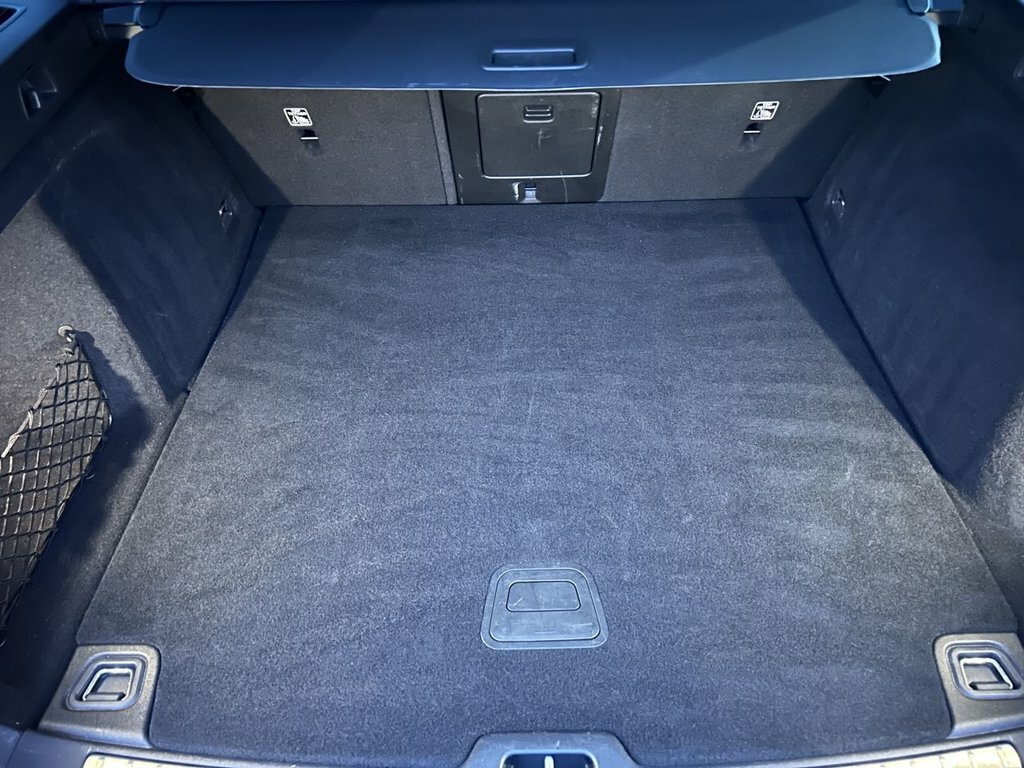 Volvo V60 2L Momentum Black #6