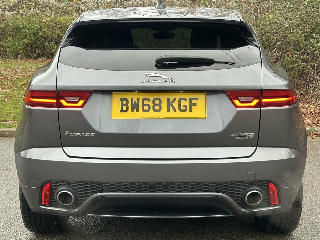 Jaguar E-Pace 2L R-dynamic S BW68KGF Grey #5