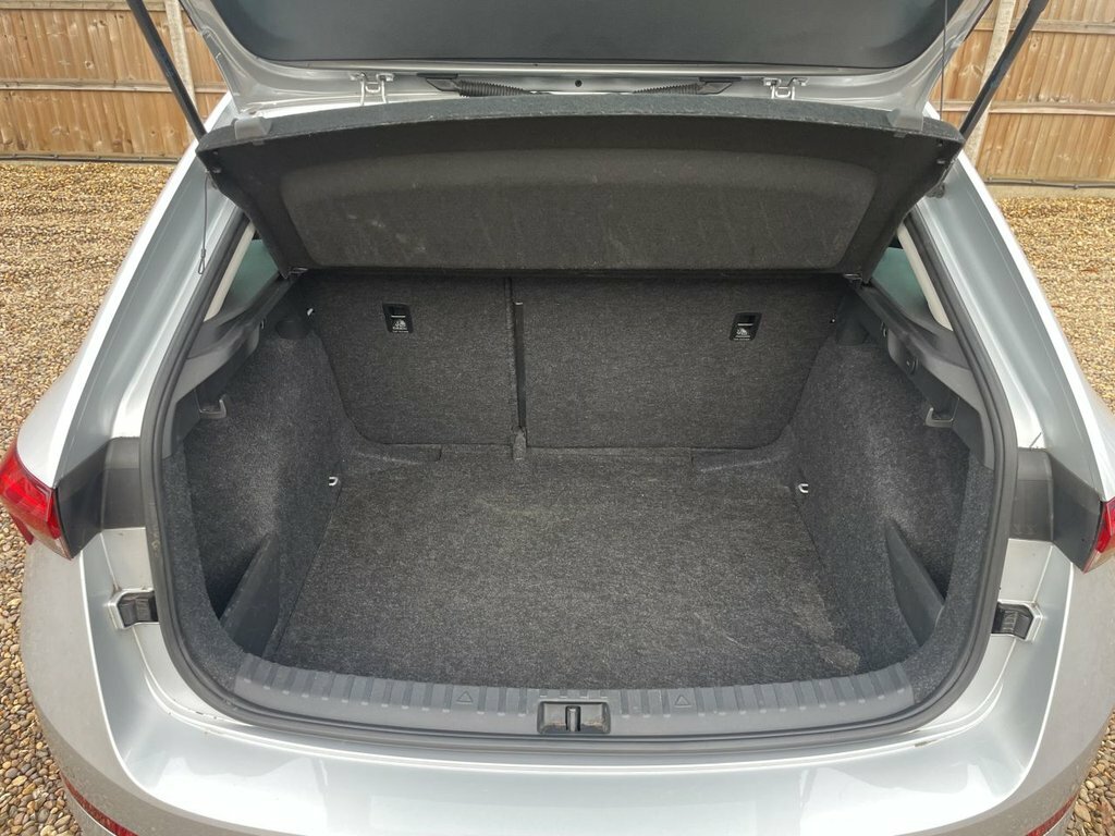Skoda Scala 1.6L Se L Silver #6