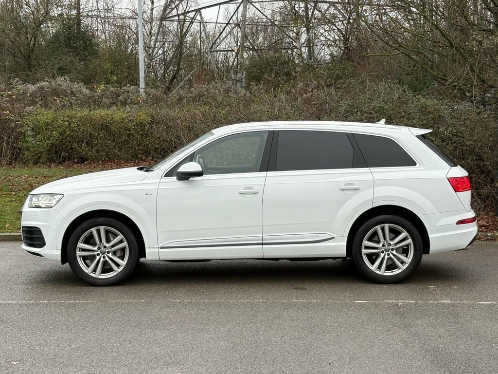 Audi Q7 3L S Line White #5