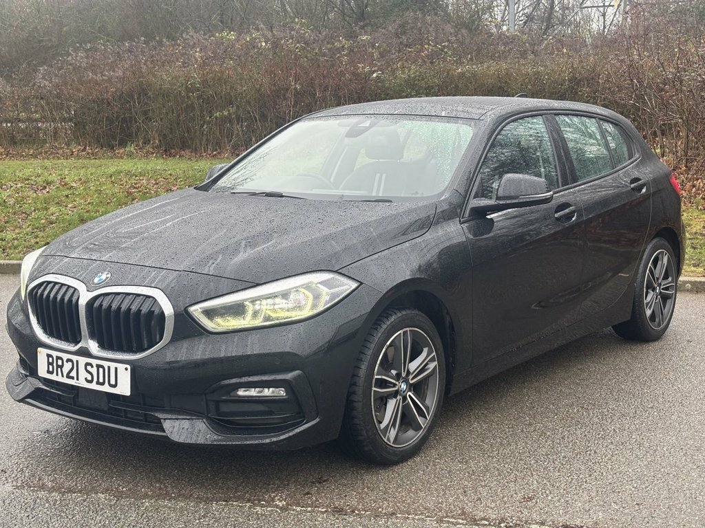 BMW 1 Series 1.5L Sport BR21SDU Black #4