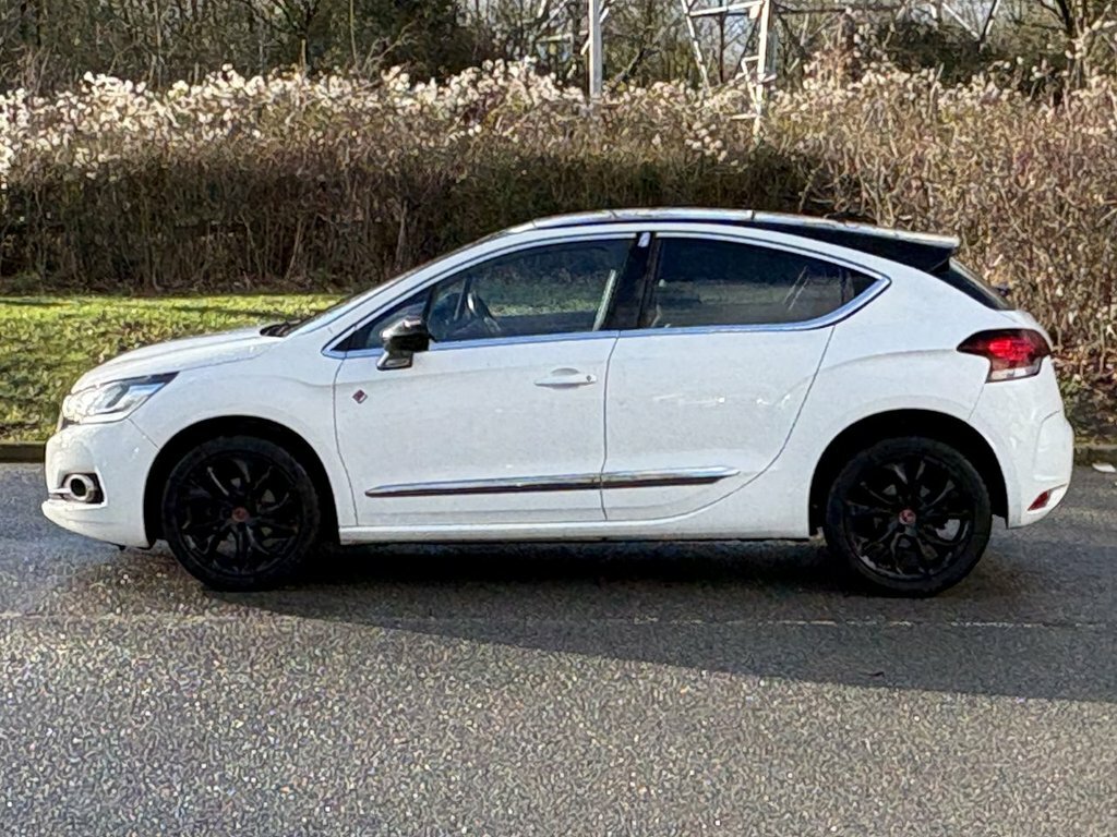 DS DS 4 1.2L Performance Line White #5