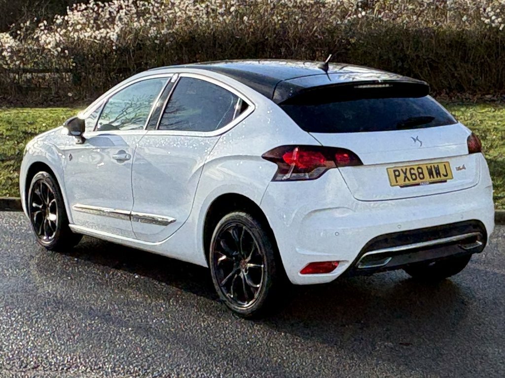 DS DS 4 1.2L Performance Line White #6
