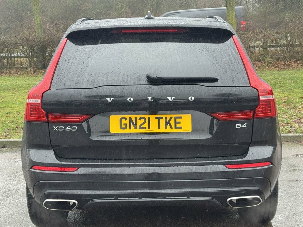 Volvo XC60 2L R-design GN21TKE Black #5