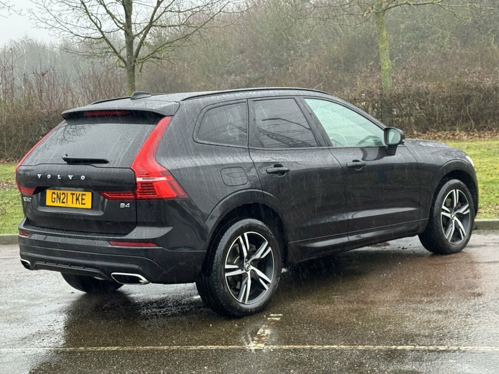 Volvo XC60 2L R-design GN21TKE Black #6