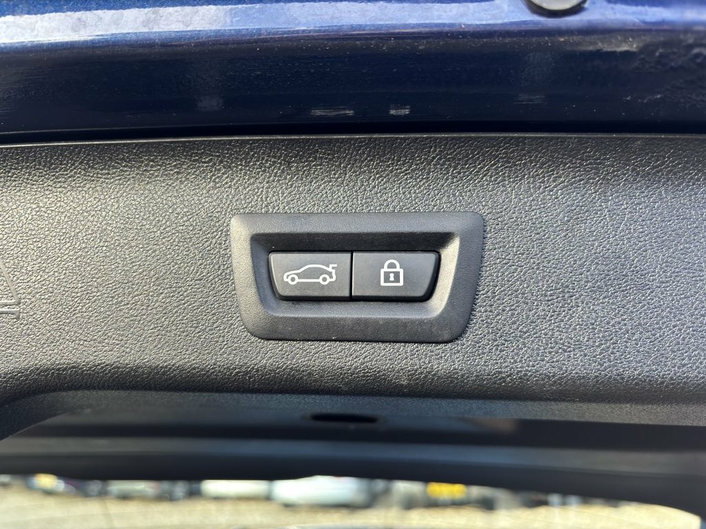 BMW 5 Series 3L M Sport Blue #4
