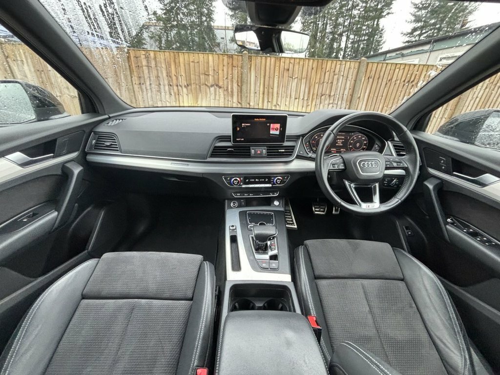 Audi Q5 2L S Line Black #6