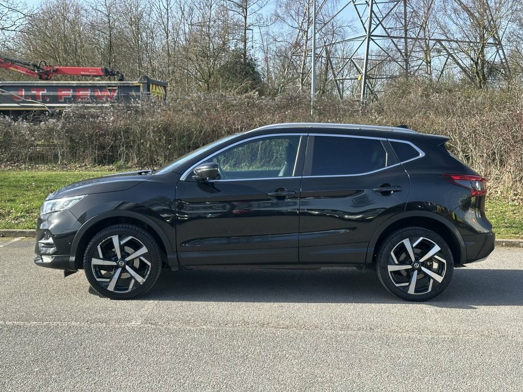 Nissan Qashqai 1.3L Tekna VO20WPL Black #5