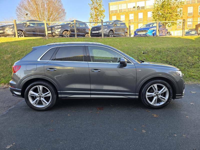 Audi Q3 35 Tdi S Line S Tronic - 2022 71 AP71HDD Grey #4