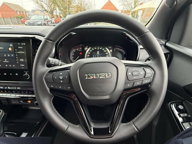 Isuzu D-Max 1.9 V-cross Double Cab 4X4 - 2025 75 AU75HWP Orange #5