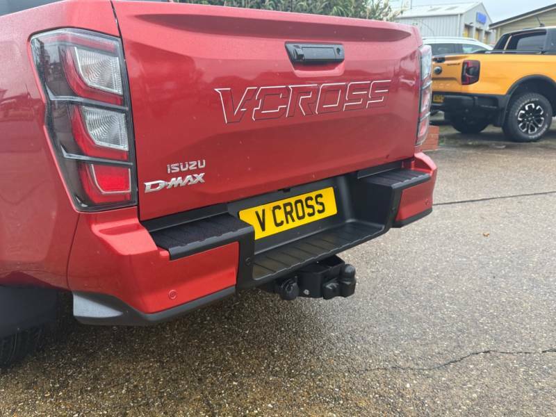 Isuzu D-Max 1.9 V-cross Double Cab 4X4 - 2025 75 AU75HWP Orange #3