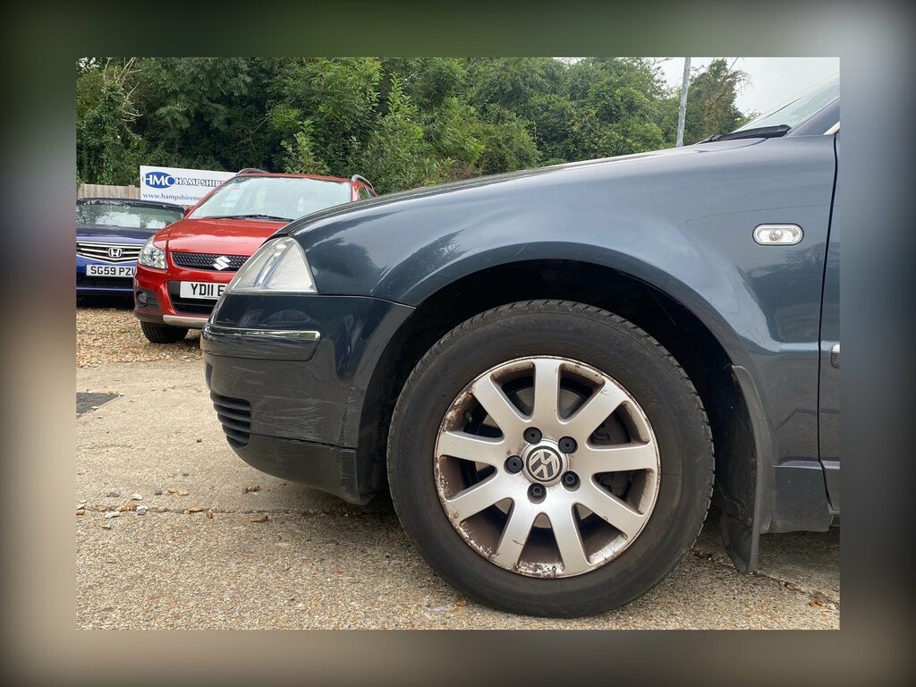 Volkswagen Passat 1.9 Tdi Pd S Grey #17