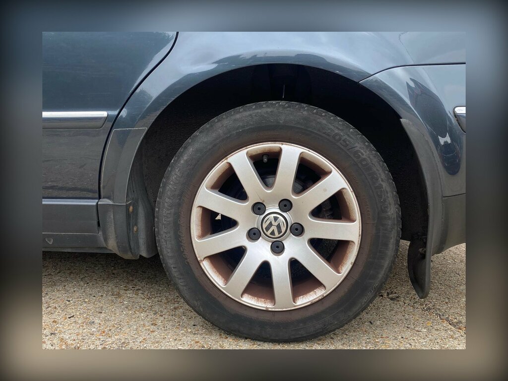 Volkswagen Passat 1.9 Tdi Pd S Grey #19