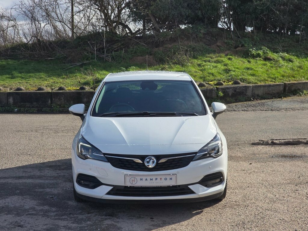 Vauxhall Astra 1.2L Sri Vx Line Nav CX20YUK White #4