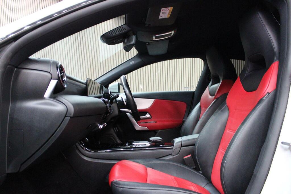 Mercedes-Benz CLA Class Saloon 1.3 Cla180 Amg Line Coupe 7G-dct Euro 6 S LL70KWS White #3