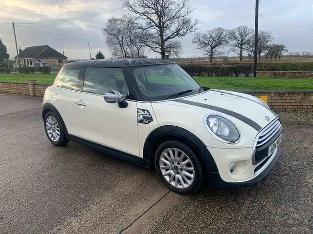 Mini Hatch 1.5 Cooper Hatchback Euro 6 S S GD14WDX White #2