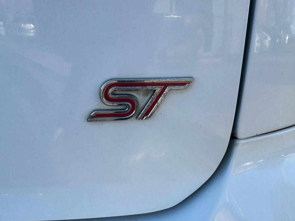 Ford Focus Hatchback 2.5 Siv St-3 200858 WV58FAO White #4