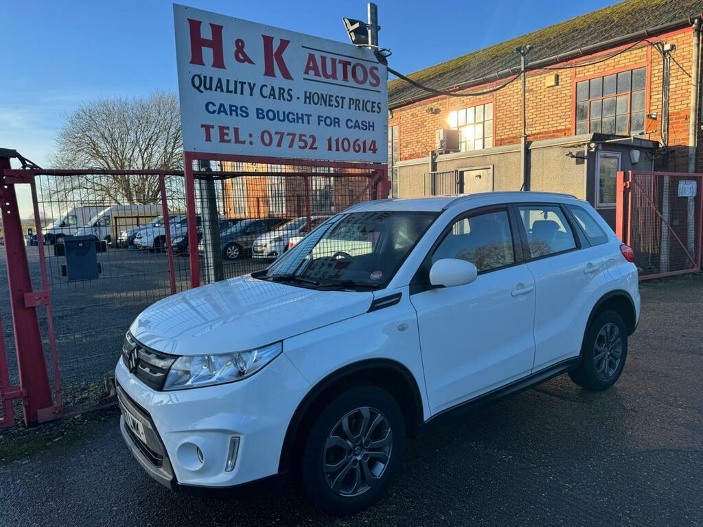 Suzuki Vitara Suv 1.6 Sz4 Euro 6 Ss 201717 FV17LMK White #2