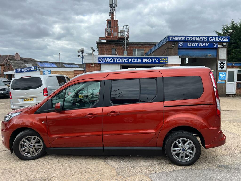 Ford Grand Tourneo Connect Grand Titanium Tdci Orange #4