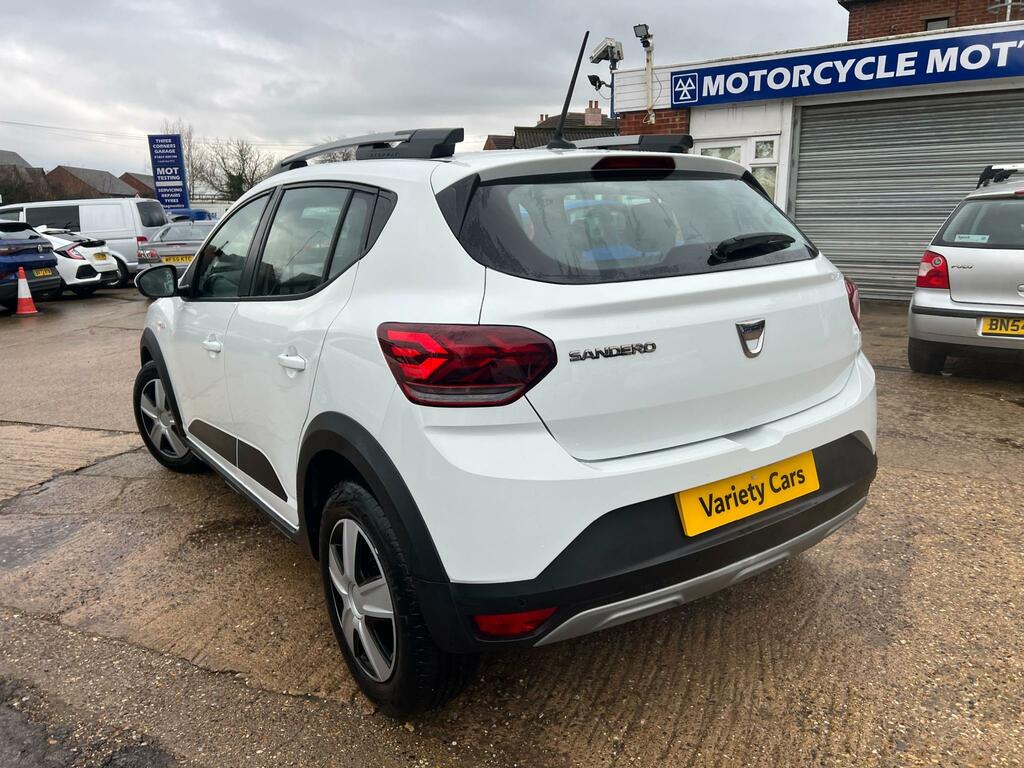 Dacia Sandero Stepway Tce Comfort Cvt LF22DDL White #3