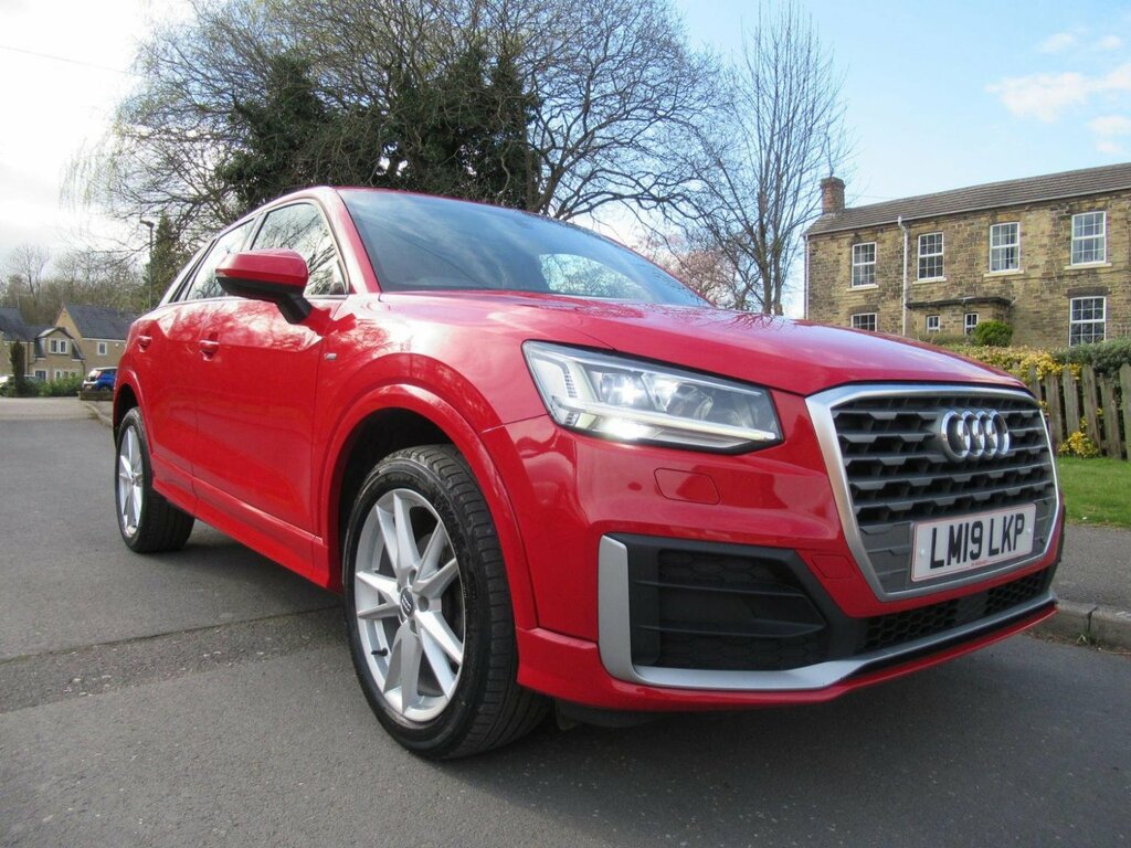 Audi Q2 Suv 1.6 Tdi 30 S Line S Tronic Euro 6 Ss 2 Red