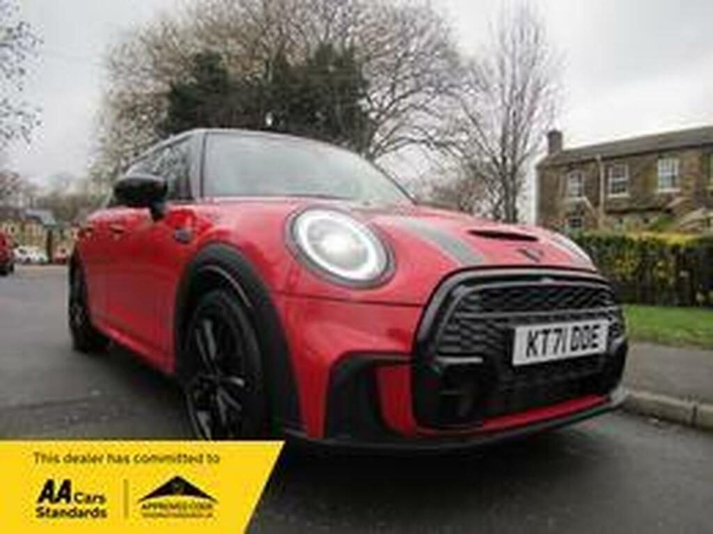 Mini Hatch Hatchback 2.0 Cooper S Sport Steptronic Euro 6 S Red