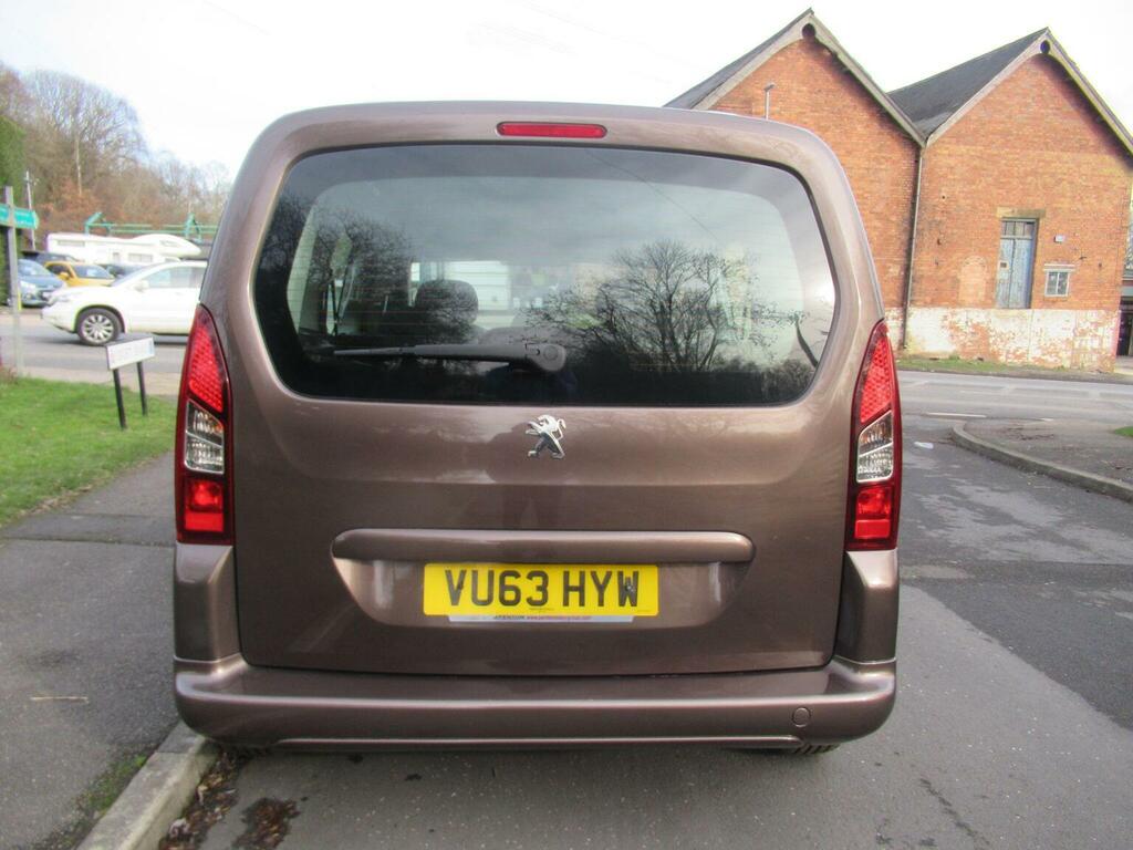 Peugeot Partner Tepee Mpv 1.6 Hdi Tepee S Egc Ss 201363 Brown #4