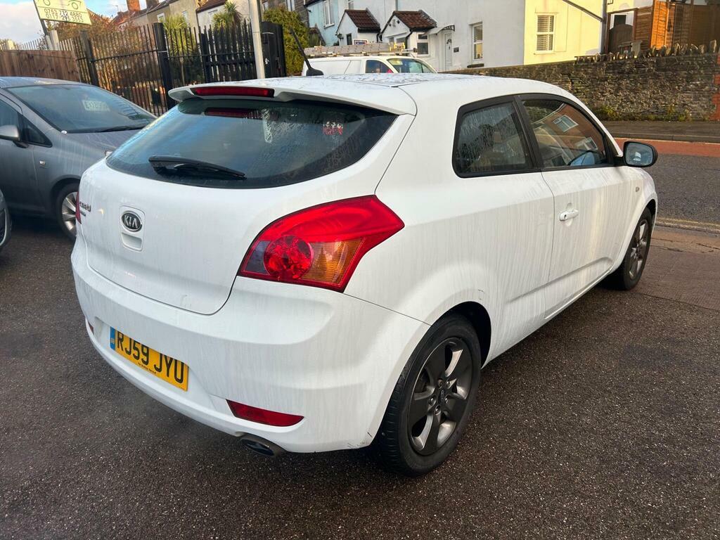 Kia Proceed 1.4 Strike Red #6