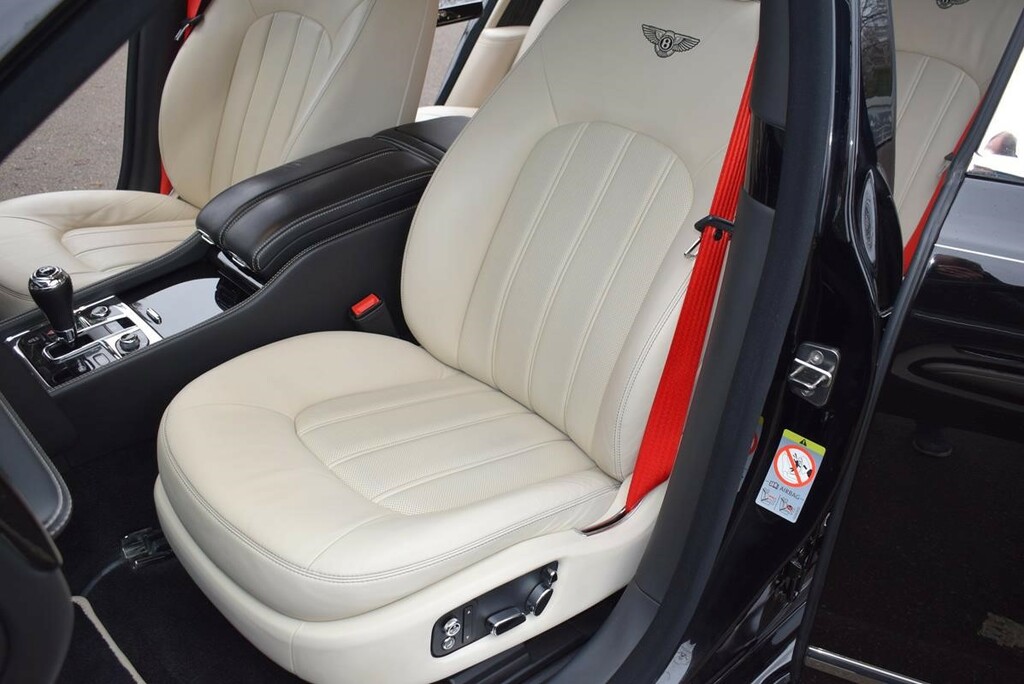 Bentley Mulsanne Saloon Blue #25