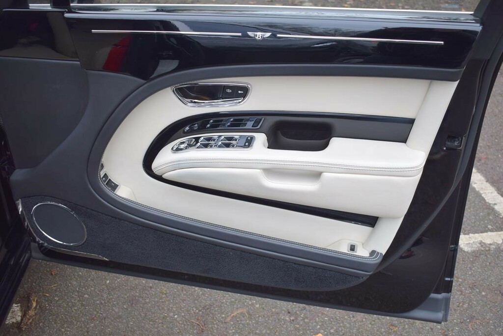 Bentley Mulsanne Saloon Blue #8