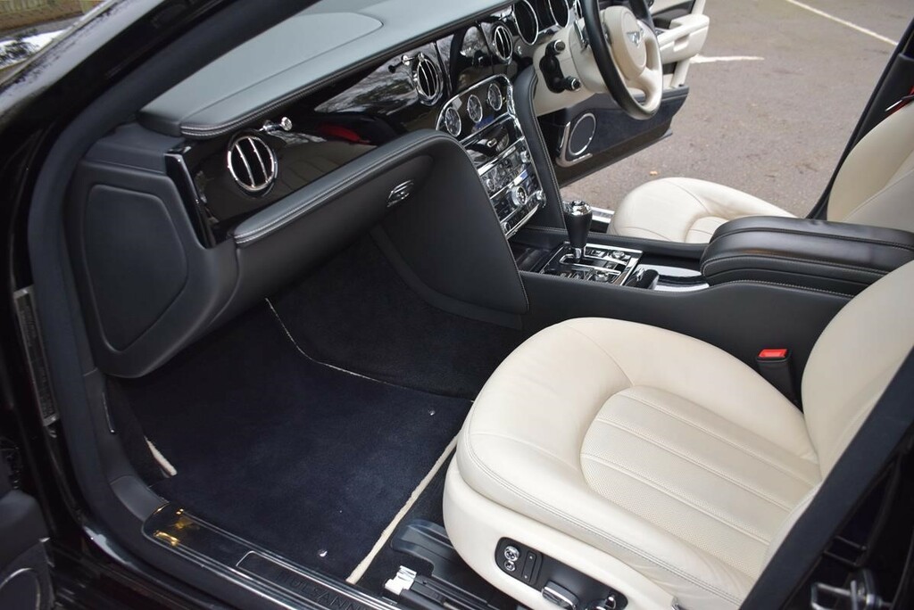 Bentley Mulsanne Saloon Blue #22