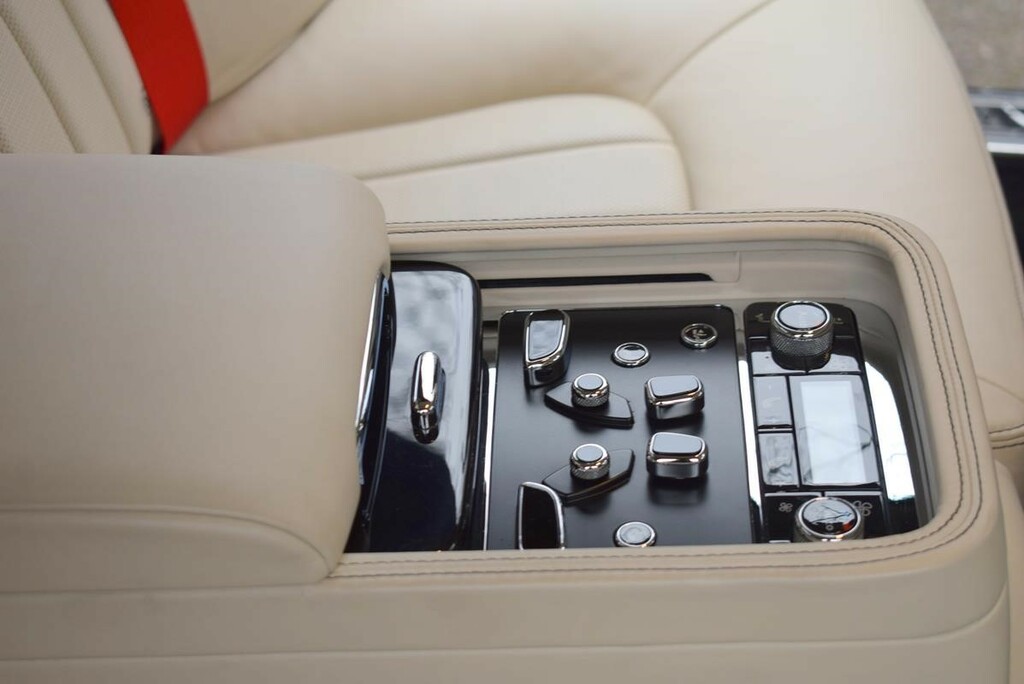 Bentley Mulsanne Saloon Blue #37