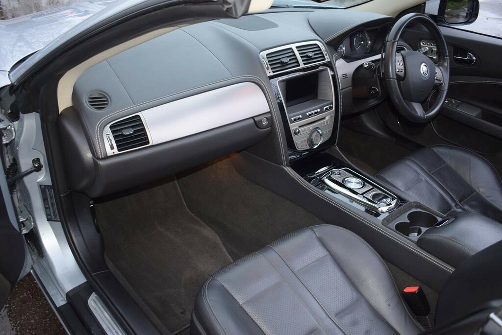 Jaguar XK Portfolio 5.0 V8  #4