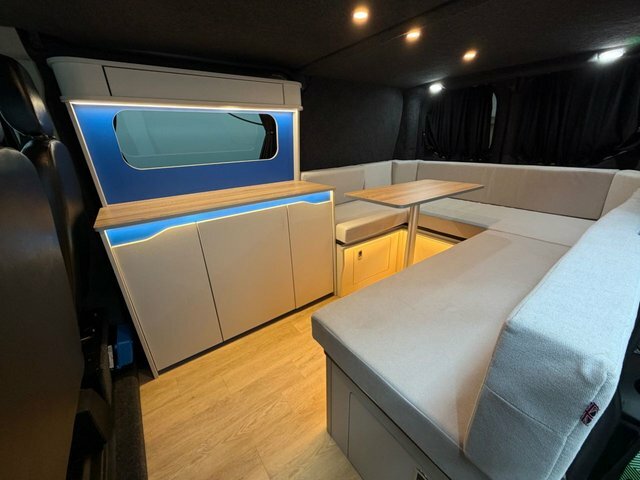 Ford Transit Custom 2021 2.0 280 Ecoblue Limited Panel Van YP21ORZ Black #4