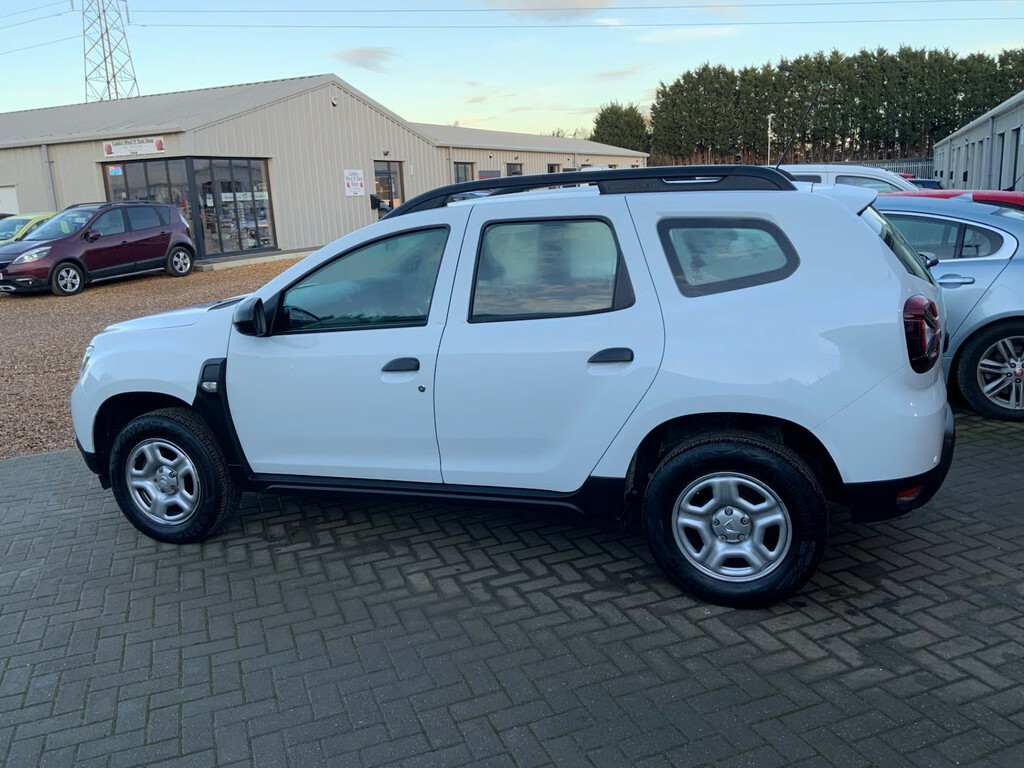 Dacia Duster 1.0 Tce 90 Essential Hatchback VN71WFS White #2