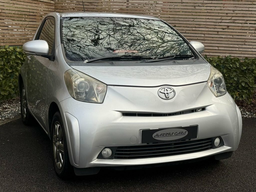 Toyota IQ 1L 2 Silver #6