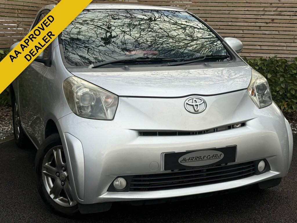 Toyota IQ 1L 2 Silver