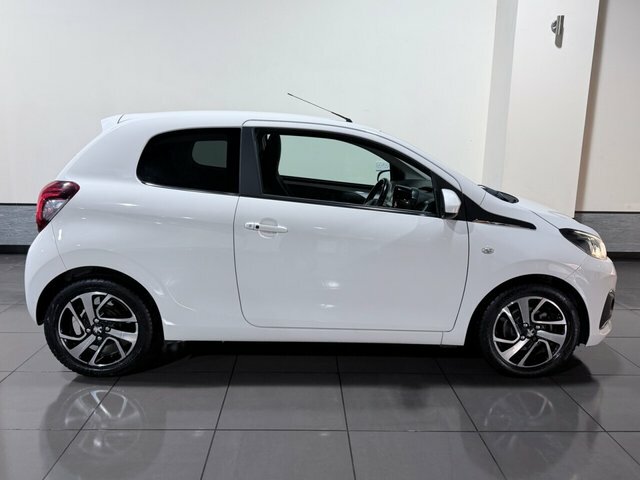 Peugeot 108 1.2 Puretech Allure Hatchback Eu MK66CZL White #3