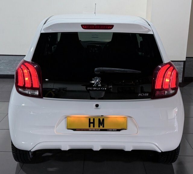 Peugeot 108 1.2 Puretech Allure Hatchback Eu MK66CZL White #6