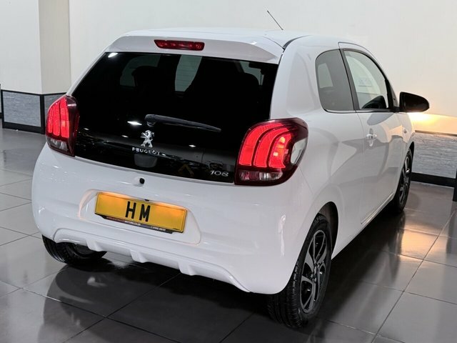 Peugeot 108 1.2 Puretech Allure Hatchback Eu MK66CZL White #2