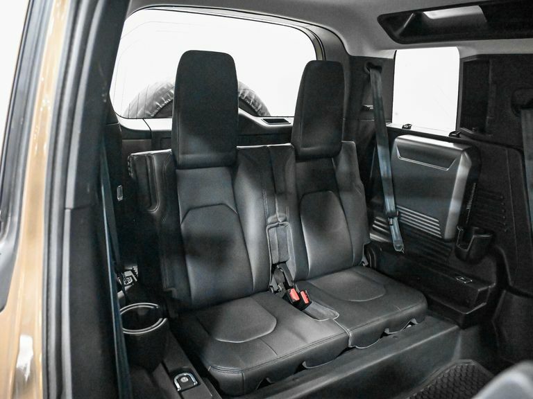 Land Rover Defender 110 2.0 D240 S 110 7 Seat NV70NBE Brown #4