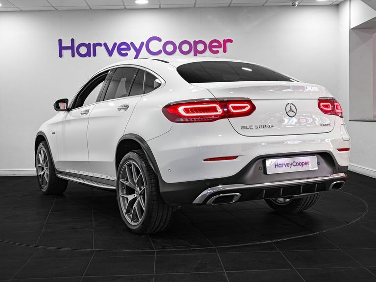 Mercedes-Benz GLC Class Glc 300De 4Matic Amg Line Premium Plus 9Gtroni White #6