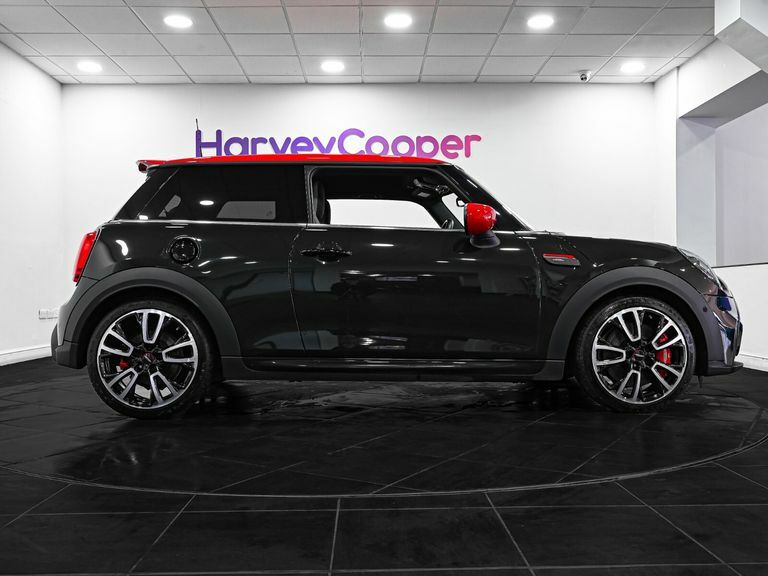Mini Hatch 2.0 John Cooper Works LA22DCZ Green #4