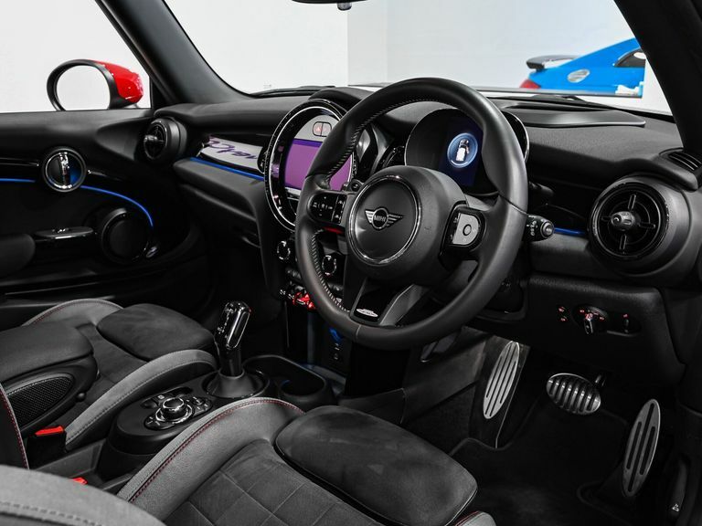 Mini Hatch 2.0 John Cooper Works LA22DCZ Green #2