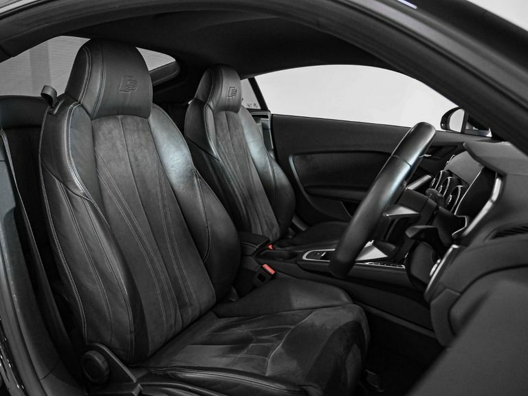 Audi TT 2.0T Fsi S Line S Tronic Coupe LK67LMM Black #2