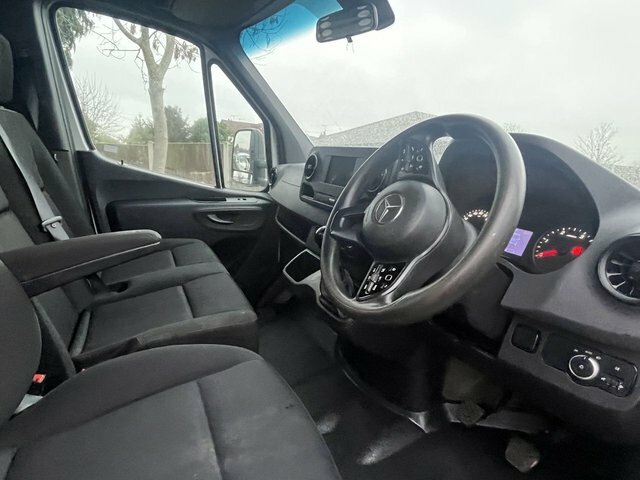 Mercedes-Benz Sprinter 2.0 315 Cdi Progressive Chassis Cab Man KS21XLT White #6