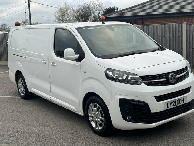 Vauxhall Vivaro 1.5 Turbo D 2900 Sportive Panel Van Man DY21OOH White #2