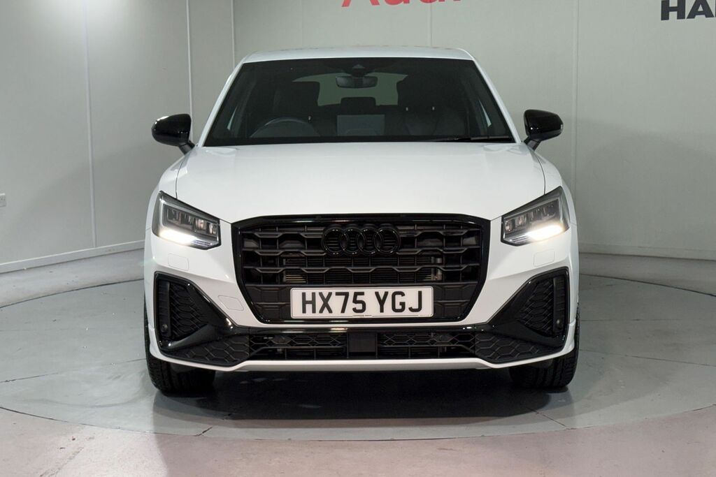 Audi Q2 Black Edition HX75YGJ Black #5