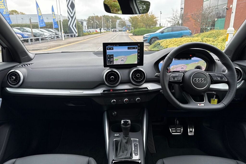Audi Q2 Black Edition HX75YGJ Black #3